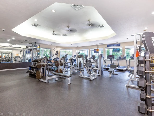 16752 NW 12th Ct, Pembroke Pines FL 33028