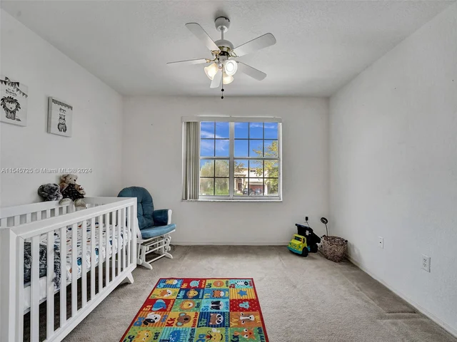 16752 NW 12th Ct, Pembroke Pines FL 33028