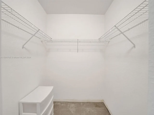 16752 NW 12th Ct, Pembroke Pines FL 33028