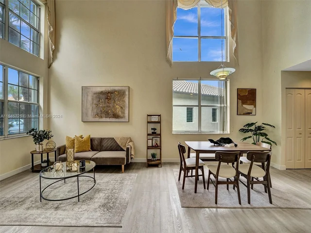 16752 NW 12th Ct, Pembroke Pines FL 33028