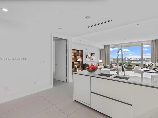 10201 Collins Ave # 1104, Bal Harbour FL 33154