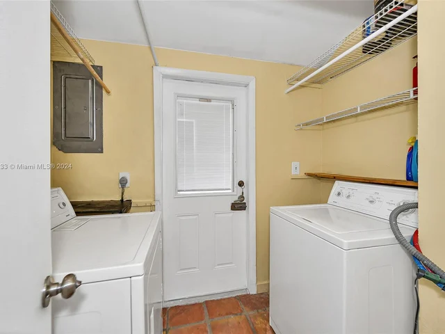 5104 SW 137th Ct, Miami FL 33175