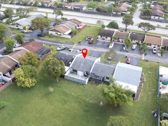 5104 SW 137th Ct, Miami FL 33175