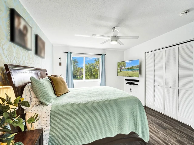 17013 NW 23rd St # 17013, Pembroke Pines FL 33028