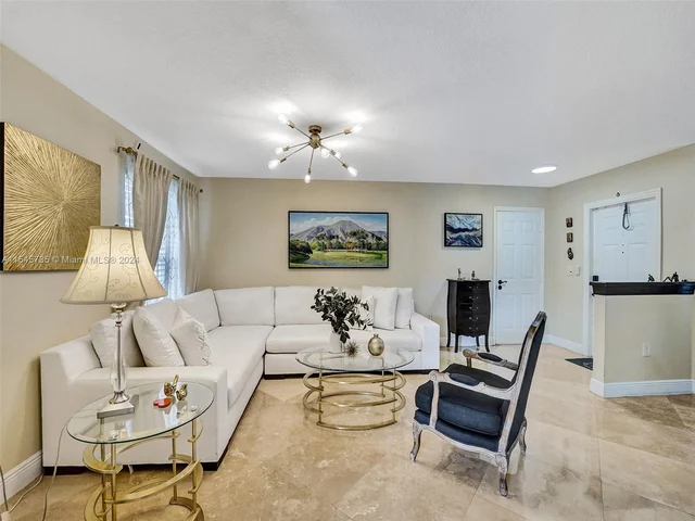 17013 NW 23rd St # 17013, Pembroke Pines FL 33028