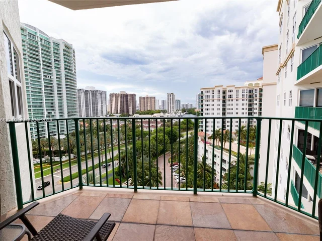 20000 E Country Club Dr # 1107, Aventura FL 33180