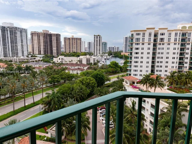 20000 E Country Club Dr # 1107, Aventura FL 33180
