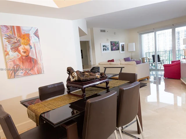 20000 E Country Club Dr # 1107, Aventura FL 33180