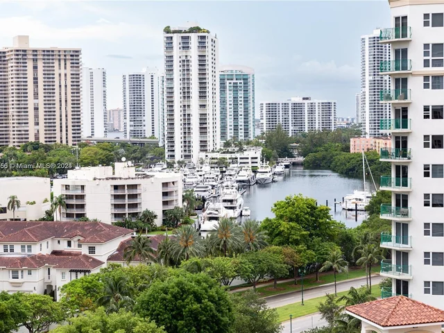 20000 E Country Club Dr # 1107, Aventura FL 33180