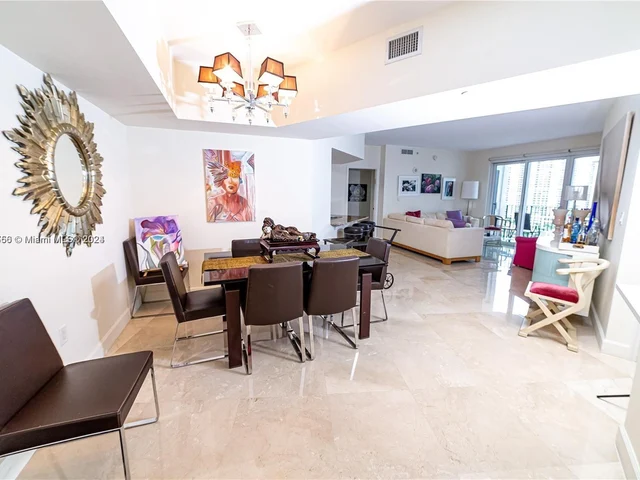 20000 E Country Club Dr # 1107, Aventura FL 33180