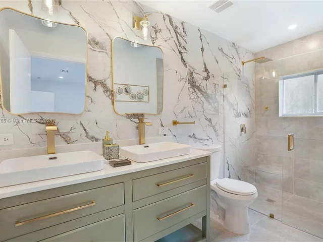 2721 SW 29th Ct, Miami FL 33133