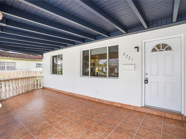 2721 SW 29th Ct, Miami FL 33133