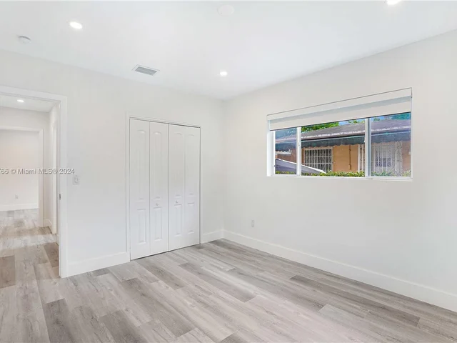 2721 SW 29th Ct, Miami FL 33133