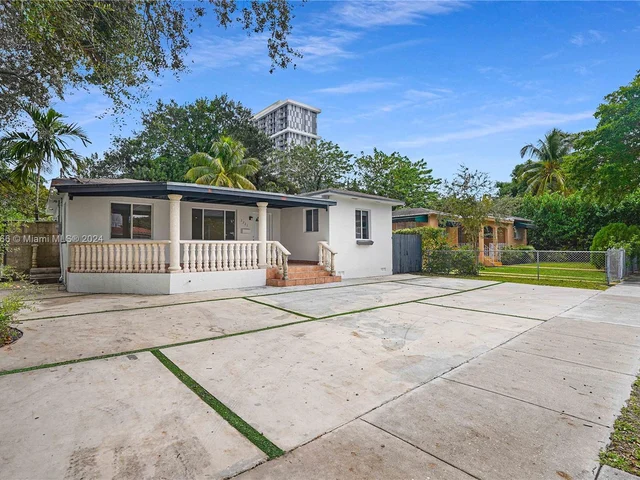 2721 SW 29th Ct, Miami FL 33133