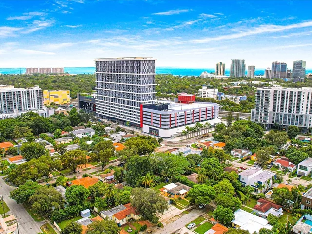 2721 SW 29th Ct, Miami FL 33133