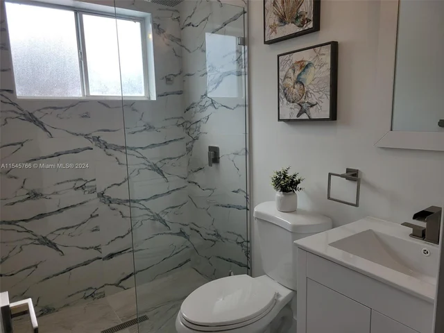 2721 SW 29th Ct, Miami FL 33133