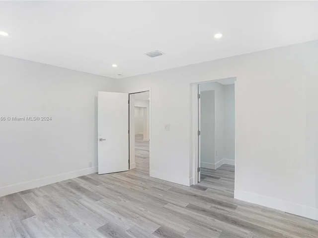 2721 SW 29th Ct, Miami FL 33133