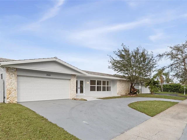 3500 N Park Rd, Hollywood FL 33021