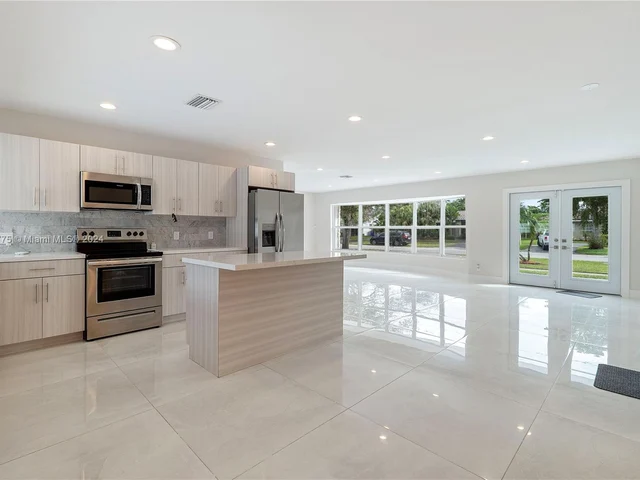 3500 N Park Rd, Hollywood FL 33021