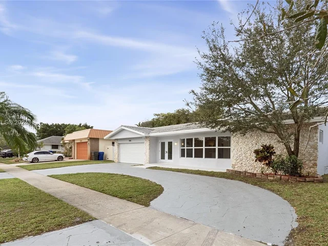 3500 N Park Rd, Hollywood FL 33021