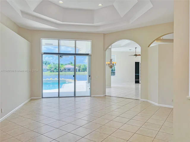 337 Mallard Rd, Weston FL 33327