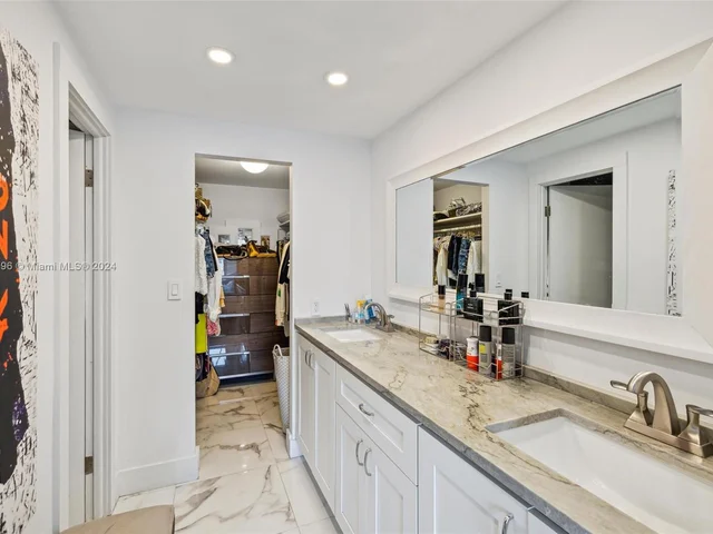 1825 S Ocean Dr # 11, Hallandale Beach FL 33009