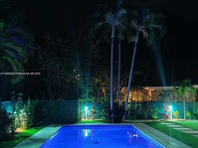 1235 NE 88th St, Miami FL 33138