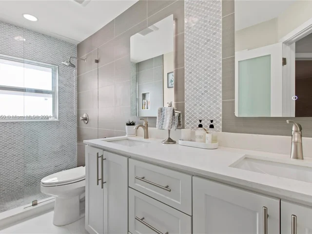 3700 SW 149th Ter, Miramar FL 33027