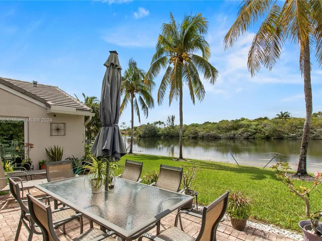 3700 SW 149th Ter, Miramar FL 33027