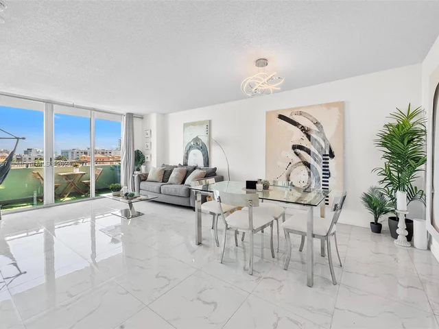 90 Alton Rd # 707, Miami Beach FL 33139