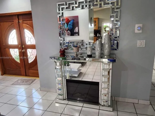 9344 NW 121st Ter, Hialeah Gardens FL 33018