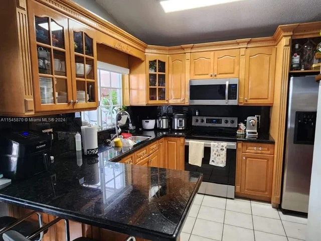 9344 NW 121st Ter, Hialeah Gardens FL 33018