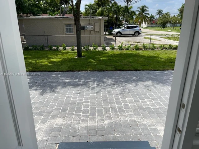 5800 Taylor St # 2, Hollywood FL 33021