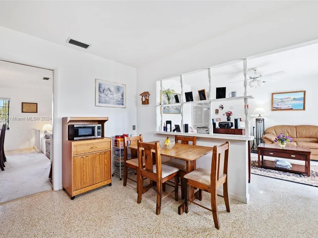 15830 SW 103rd Ct, Miami FL 33157