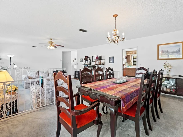 15830 SW 103rd Ct, Miami FL 33157