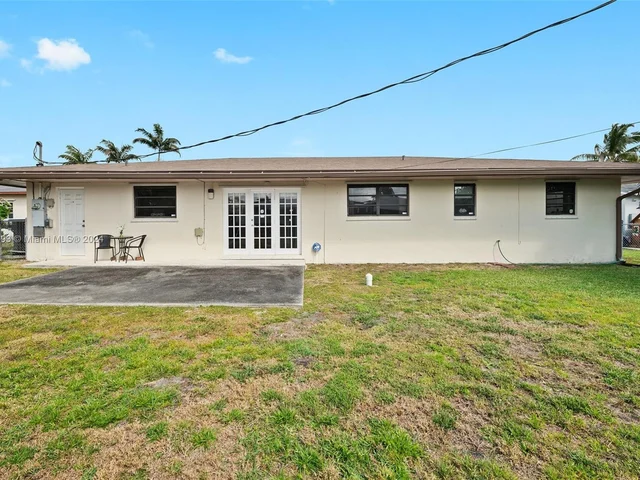 15830 SW 103rd Ct, Miami FL 33157