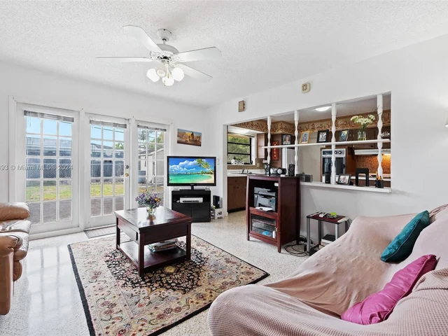 15830 SW 103rd Ct, Miami FL 33157