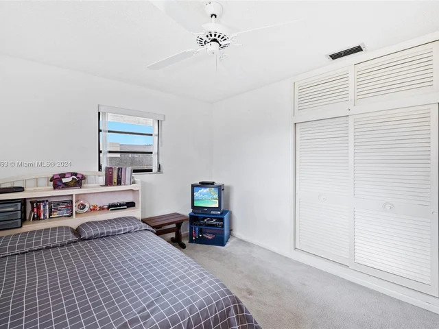 15830 SW 103rd Ct, Miami FL 33157