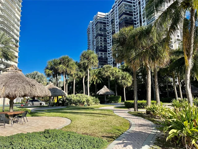 2451 Brickell Ave # 6S, Miami FL 33129