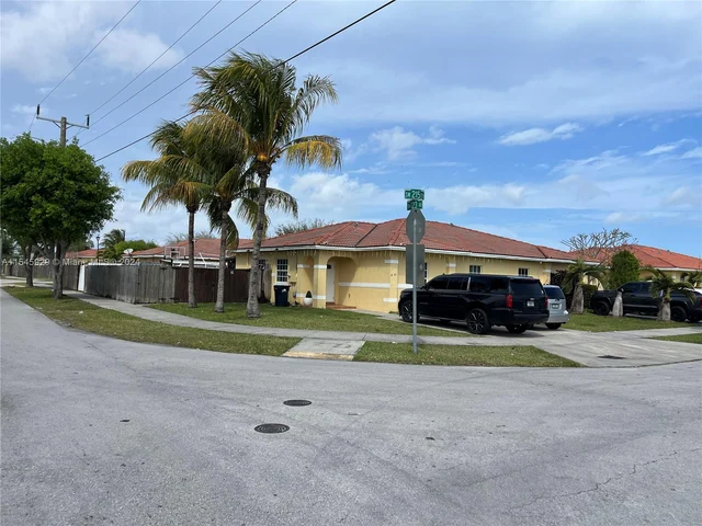 12265 SW 215th Ter, Miami FL 33177