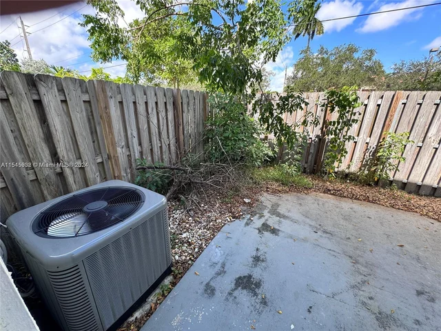 370 City View Dr # 370, Fort Lauderdale FL 33311