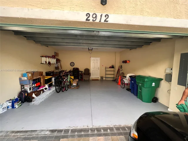 2912 Cascada Isles Way, Cooper City FL 33024