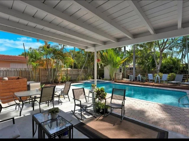 1811 N 40th Ave, Hollywood FL 33021