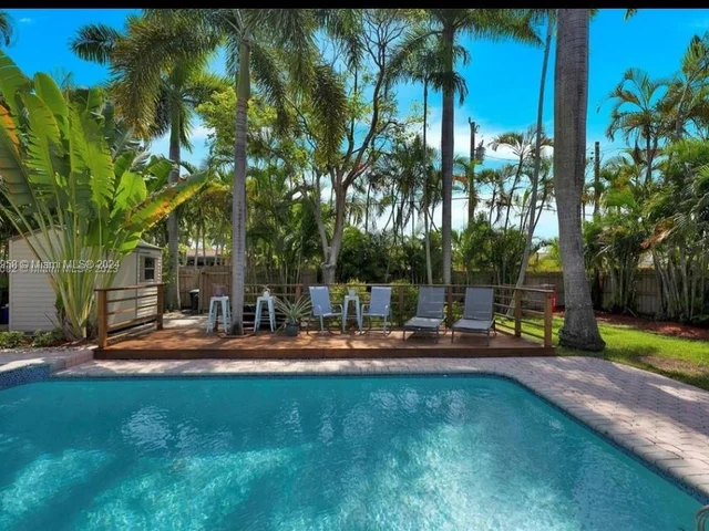 1811 N 40th Ave, Hollywood FL 33021