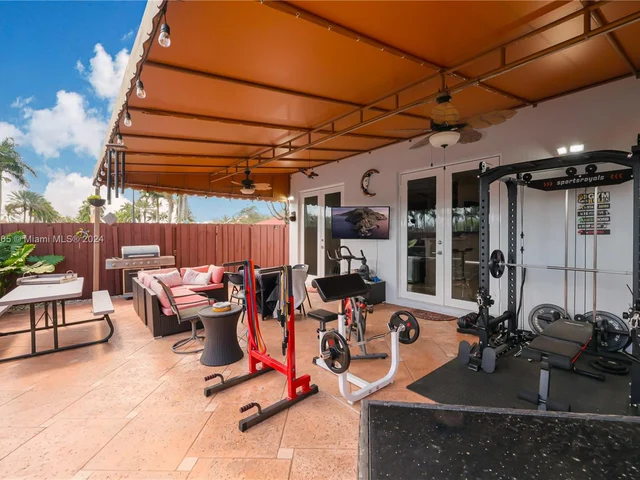 2527 SW 153rd Pl # 2527, Miami FL 33185