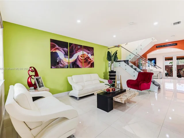 2527 SW 153rd Pl # 2527, Miami FL 33185