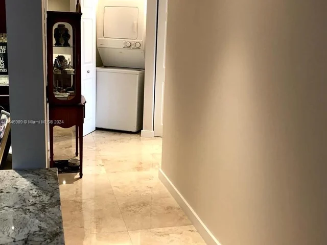 3530 Mystic Pointe Dr # 1212, Aventura FL 33180