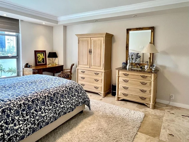 3530 Mystic Pointe Dr # 1212, Aventura FL 33180