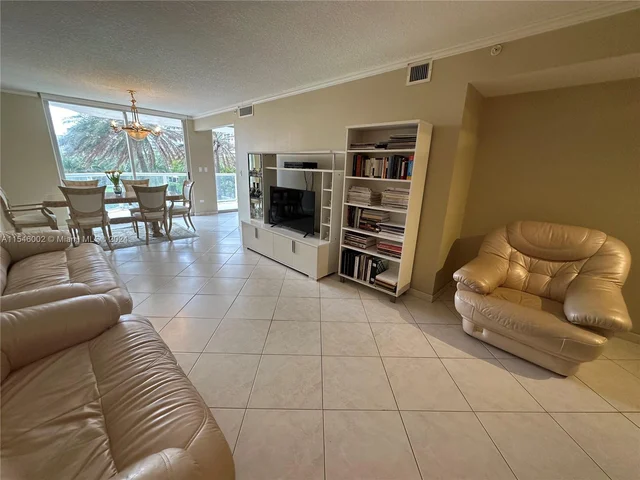 17275 Collins Ave # 301, Sunny Isles Beach FL 33160