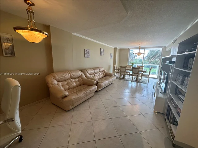 17275 Collins Ave # 301, Sunny Isles Beach FL 33160